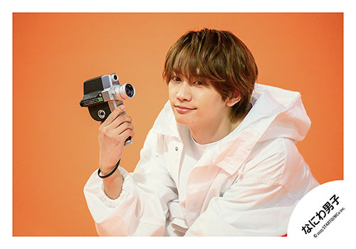 【No.ND25-646】「Naniwa Danshi LIVE TOUR 2025 'BON BON VOYAGE'」Goods off-shot
