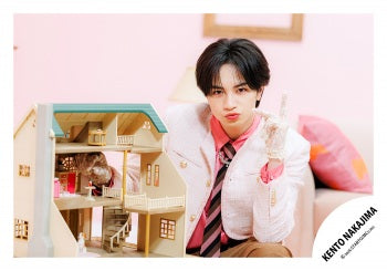 【No.NKK26-168】Single「Ghost / Fiction Love」MV & jacket photo off-shot