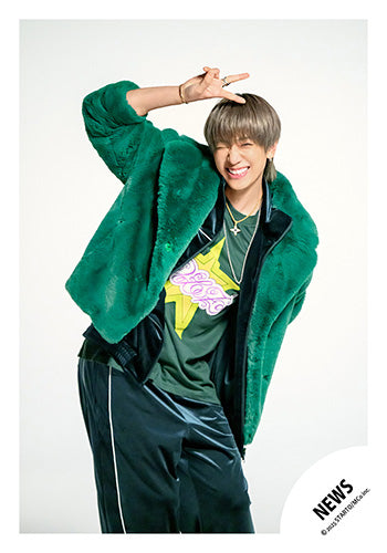 【No.NWS25-150】「NEWS LIVE TOUR 2025 Transformation」Goods off-shot