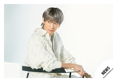 【No.NWS25-155】「NEWS LIVE TOUR 2025 Transformation」Goods off-shot