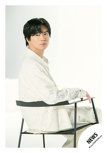【No.NWS25-165】「NEWS LIVE TOUR 2025 Transformation」Goods off-shot