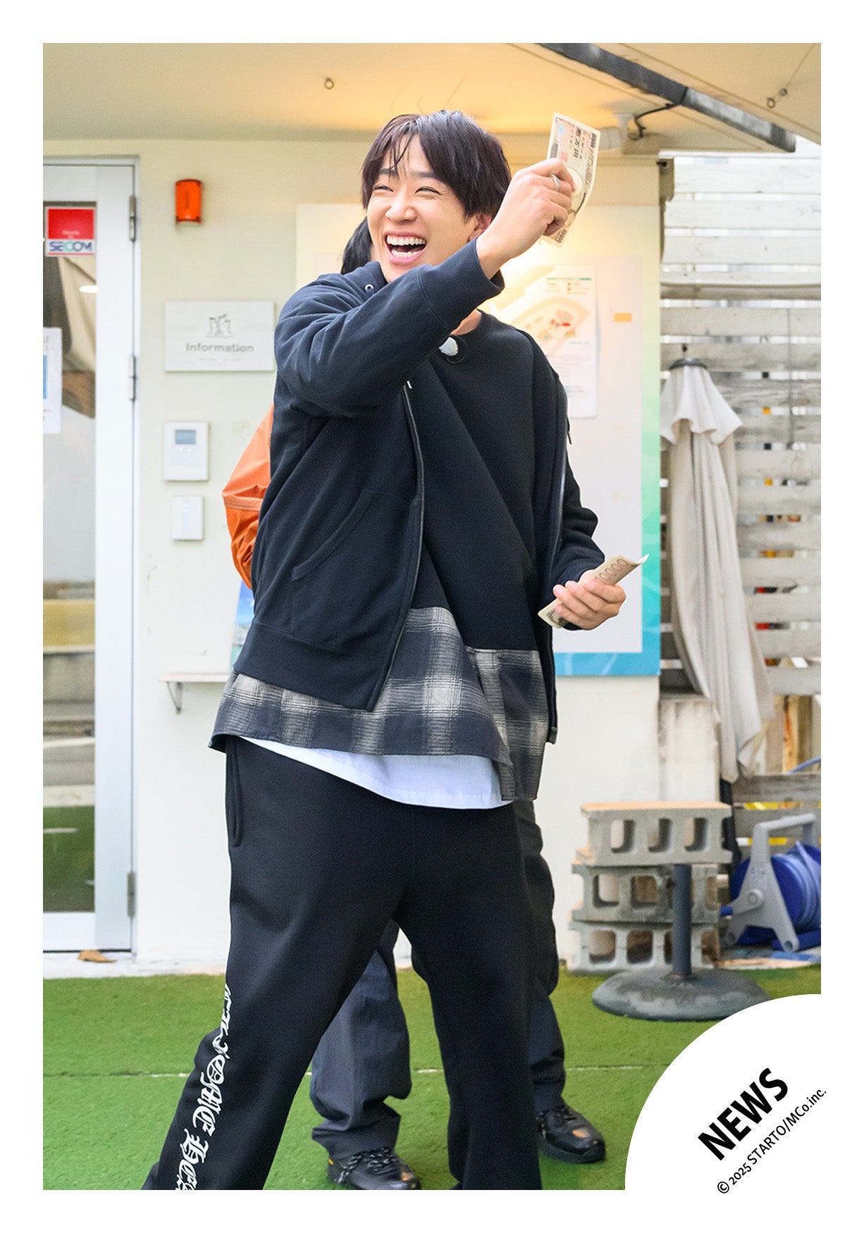 【No.NWS25-211】LIVE DVD & Blu-ray「NEWS LIVE TOUR 2024 JAPANEWS」Special video off-shot