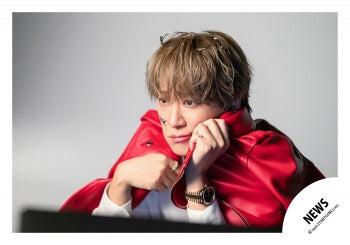【No.NWS26-208】「NEWS LIVE TOUR 2026 /// KMK」Goods off-shot