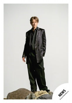 【No.NWS26-213】「NEWS LIVE TOUR 2026 /// KMK」Goods off-shot