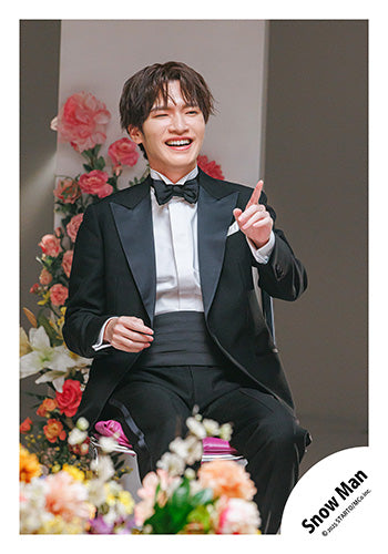 【No.SM25-088】Album「THE BEST 2020 - 2025」MV & jacket photo off-shot