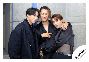 【No.SM25-1157】「Snow Man Dome Tour 2025-2026 ON」Goods off-shot