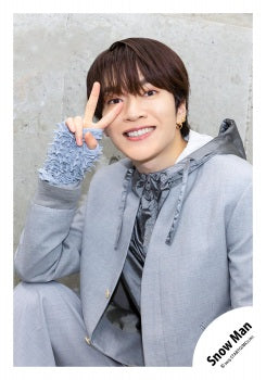【No.SM25-1174】「Snow Man Dome Tour 2025-2026 ON」Goods off-shot