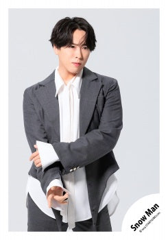 【No.SM25-1235】「Snow Man Dome Tour 2025-2026 ON」Goods off-shot