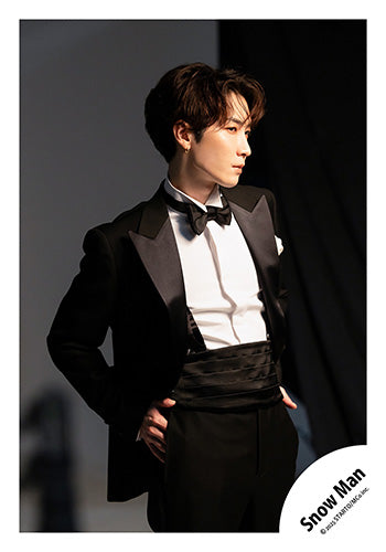 【No.SM25-182】Album「THE BEST 2020 - 2025」MV & jacket photo off-shot