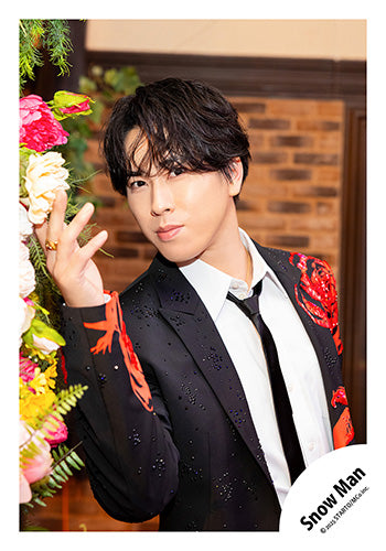 【No.SM25-348】Album「THE BEST 2020 - 2025」MV & jacket photo off-shot