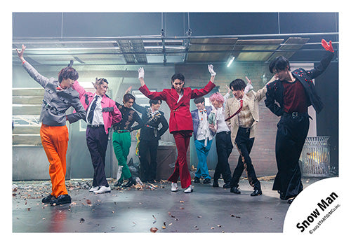 【No.SM25-497】Single「SERIOUS」MV & jacket photo off-shot