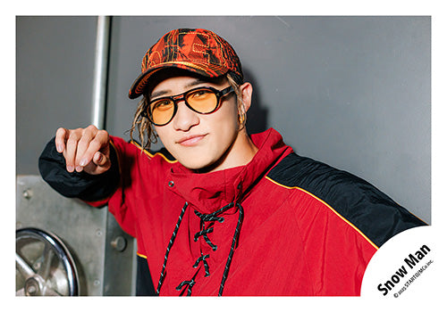 【No.SM25-542】Single「SERIOUS」MV & jacket photo off-shot