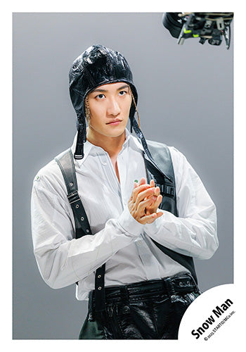 【No.SM25-543】Single「SERIOUS」MV & jacket photo off-shot