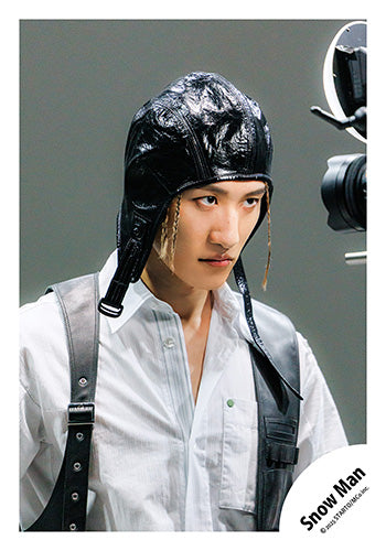 【No.SM25-547】Single「SERIOUS」MV & jacket photo off-shot