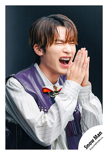 【No.SM25-572】Single「SERIOUS」MV & jacket photo off-shot