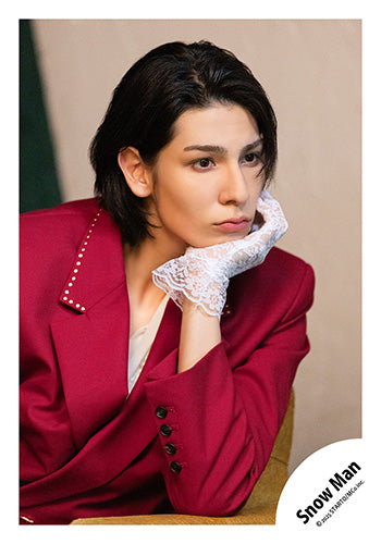 【No.SM25-577】Single「SERIOUS」MV & jacket photo off-shot