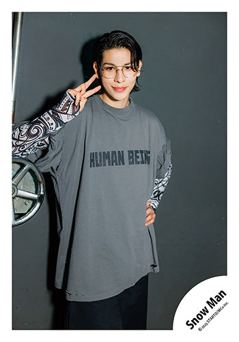 【No.SM25-578】Single「SERIOUS」MV & jacket photo off-shot