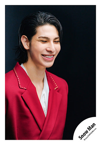 【No.SM25-582】Single「SERIOUS」MV & jacket photo off-shot