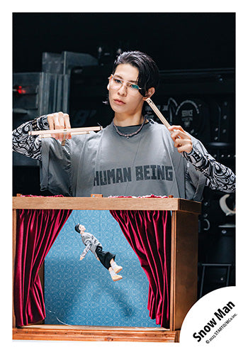 【No.SM25-588】Single「SERIOUS」MV & jacket photo off-shot