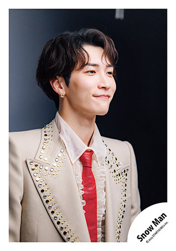 【No.SM25-593】Single「SERIOUS」MV & jacket photo off-shot