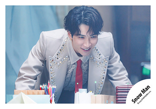 【No.SM25-604】Single「SERIOUS」MV & jacket photo off-shot