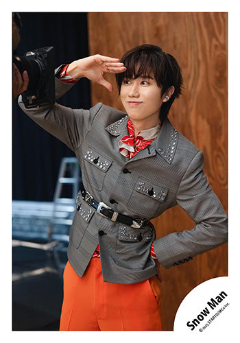 【No.SM25-625】Single「SERIOUS」MV & jacket photo off-shot