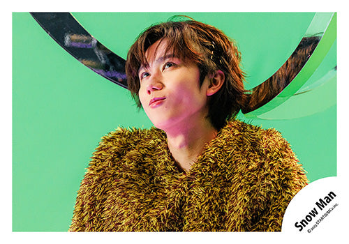 【No.SM25-633】Single「SERIOUS」MV & jacket photo off-shot