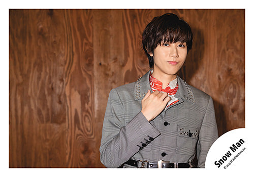 【No.SM25-635】Single「SERIOUS」MV & jacket photo off-shot