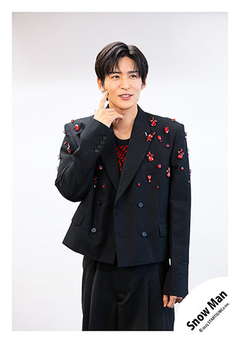 【No.SM25-650】Single「SERIOUS」MV & jacket photo off-shot