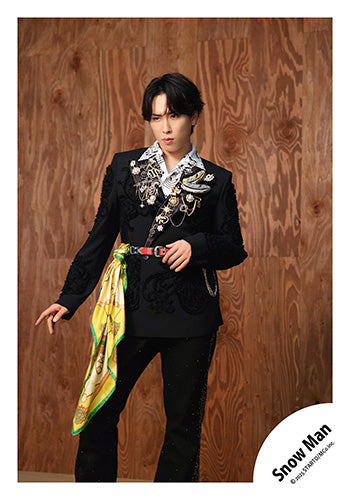 【No.SM25-664】Single「SERIOUS」MV & jacket photo off-shot