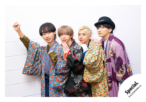 【No.SP25-042】「SpeciaL LIVE 2025 4ever SpeciaL」Goods off-shot