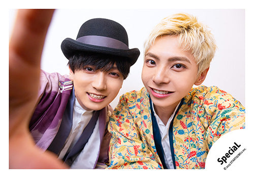 【No.SP25-049】「SpeciaL LIVE 2025 4ever SpeciaL」Goods off-shot