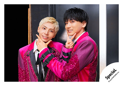 【No.SP25-052】「SpeciaL LIVE 2025 4ever SpeciaL」Goods off-shot
