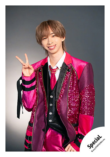 【No.SP25-071】「SpeciaL LIVE 2025 4ever SpeciaL」Goods off-shot