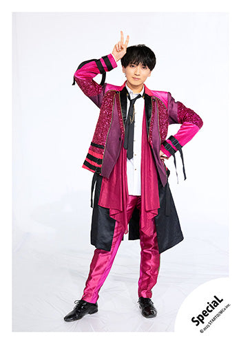 【No.SP25-085】「SpeciaL LIVE 2025 4ever SpeciaL」Goods off-shot