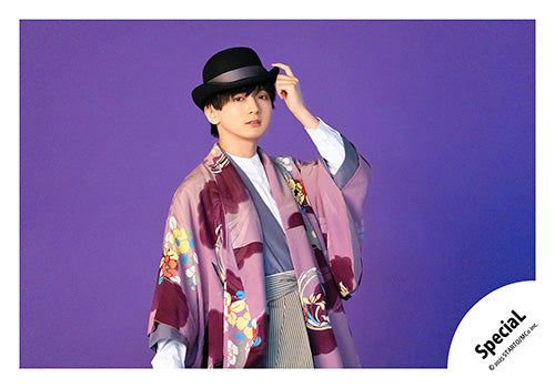 【No.SP25-086】「SpeciaL LIVE 2025 4ever SpeciaL」Goods off-shot