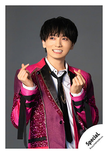 【No.SP25-091】「SpeciaL LIVE 2025 4ever SpeciaL」Goods off-shot