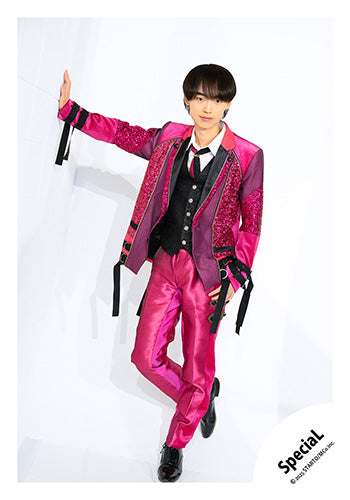 【No.SP25-105】「SpeciaL LIVE 2025 4ever SpeciaL」Goods off-shot