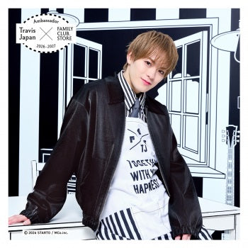 【No.SQ26-048】FAMILY CLUB.STORE Ambassador 2026-2027 Travis Japan Square Photo Monochrome