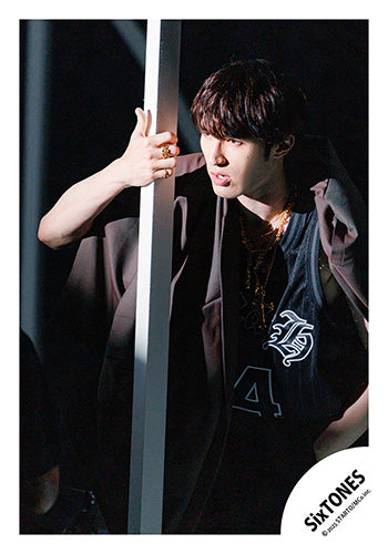 【No.ST25-043】Album「GOLD」MV & jacket photo off-shot