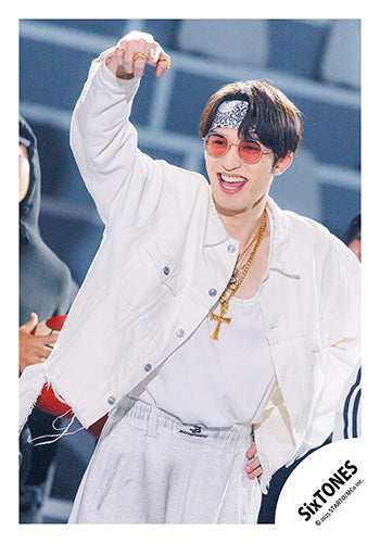 【No.ST25-056】Album「GOLD」MV & jacket photo off-shot