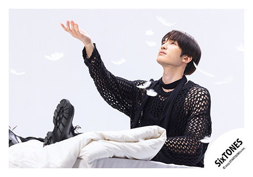 【No.ST25-059】Album「GOLD」MV & jacket photo off-shot