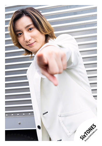 【No.ST25-064】Album「GOLD」MV & jacket photo off-shot