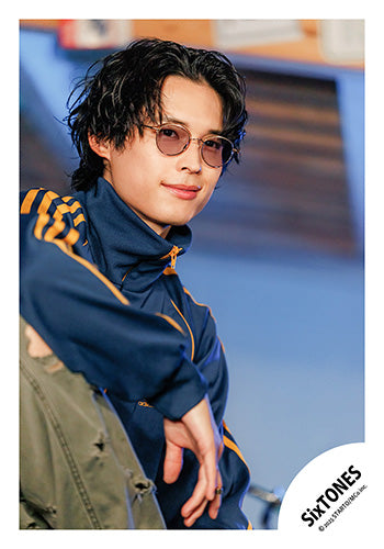 【No.ST25-099】Album「GOLD」MV & jacket photo off-shot