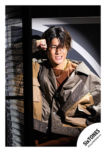 【No.ST25-123】Album「GOLD」MV & jacket photo off-shot