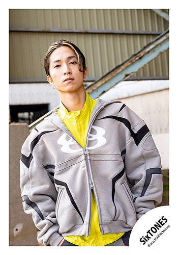 【No.ST25-158】Album「GOLD」MV & jacket photo off-shot