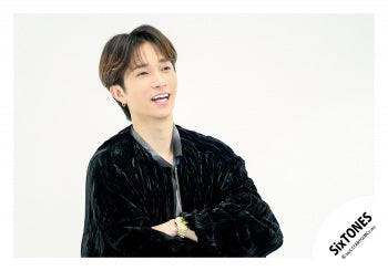 【No.ST26-081】「MILESixTONES」Goods off-shot