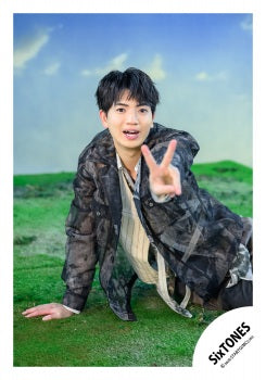 【No.ST26-606】「MILE SixTONES (Stadium Tour)」Goods off-shot