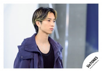 【No.ST26-617】「MILE SixTONES (Stadium Tour)」Goods off-shot