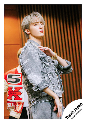 【No.TJ24-382】Album「VIIsual」MV off-shot